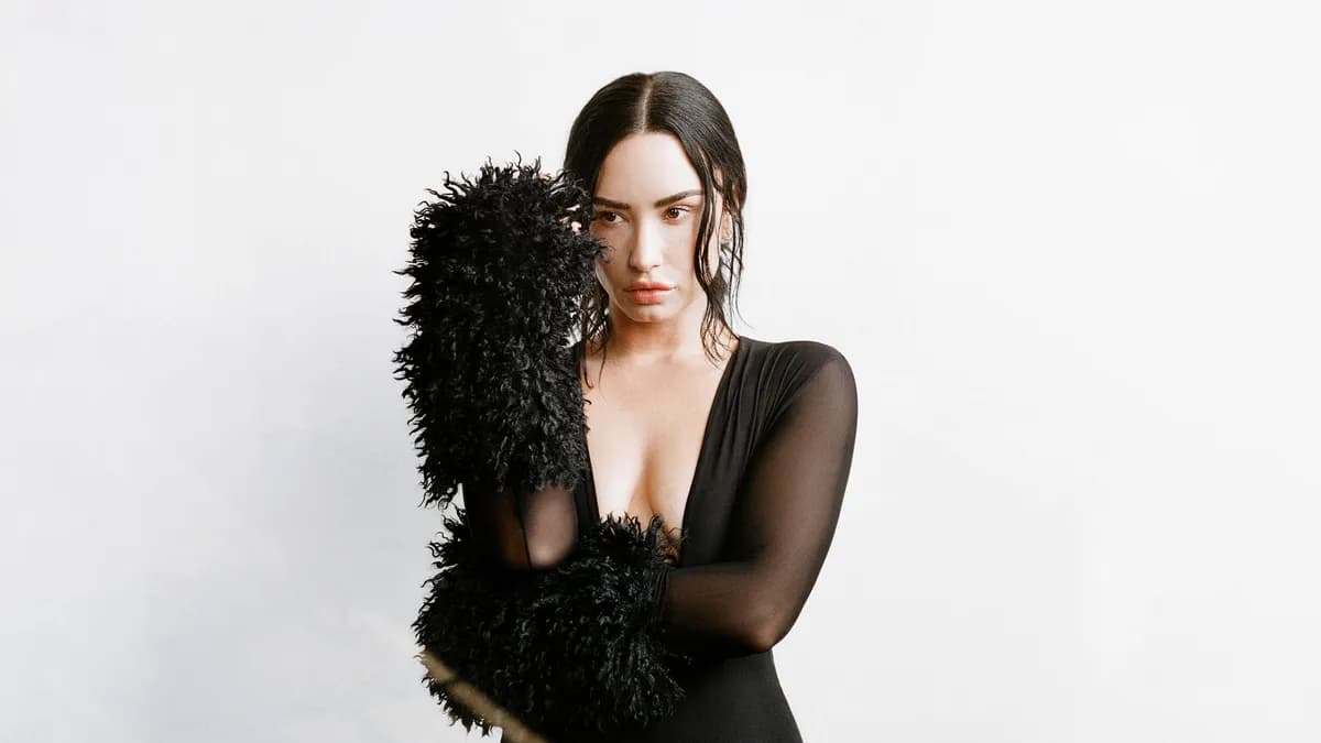 Demi Lovato: It's Not That Deep Tour event