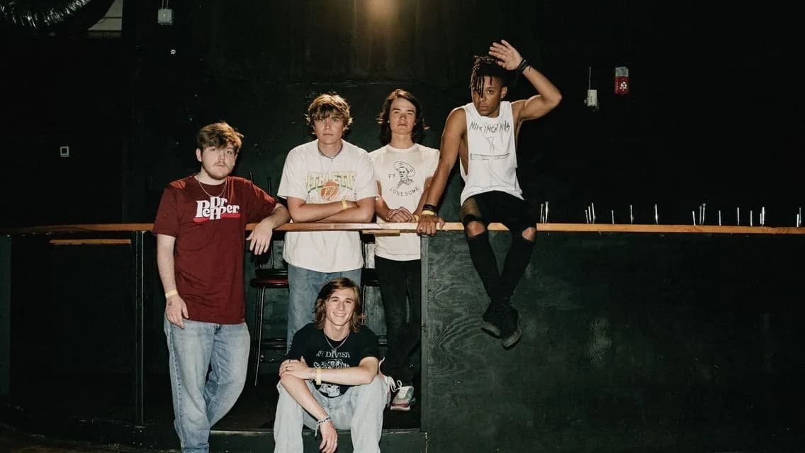 The Runarounds: The Minivan Tour event