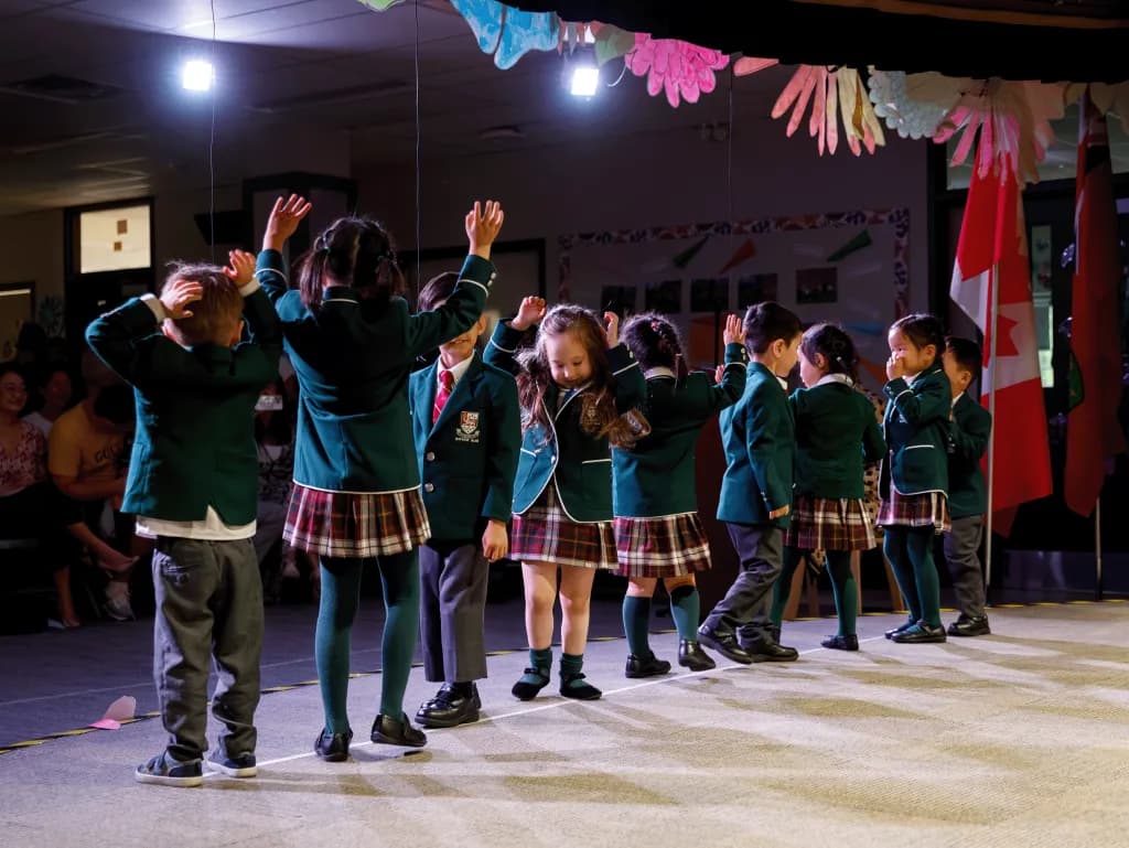 Bayview Glen school building