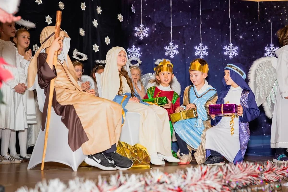 Quo Vadis Elementary School school building