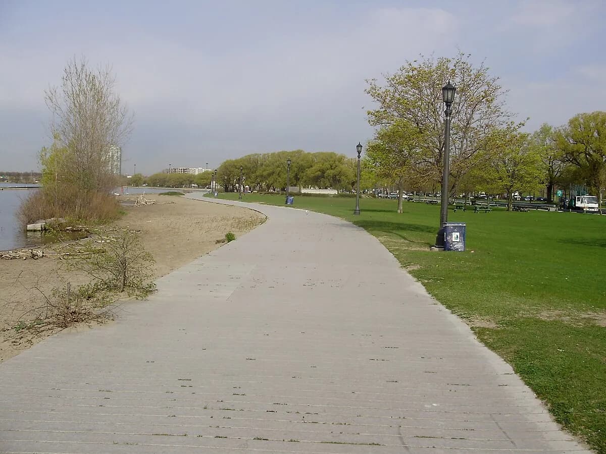 The Waterfront Trail along Toronto's lakeshore near Budapest Park
