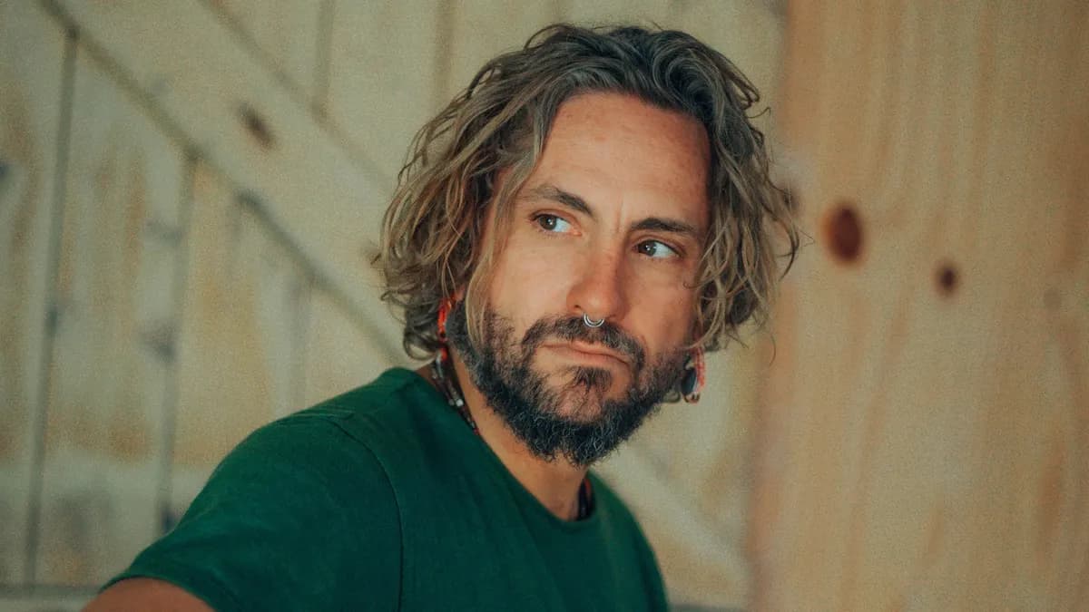 John Butler with Band event