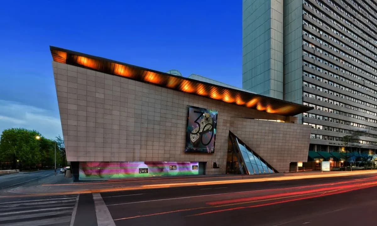 Late Night at the BSM: Button Making event