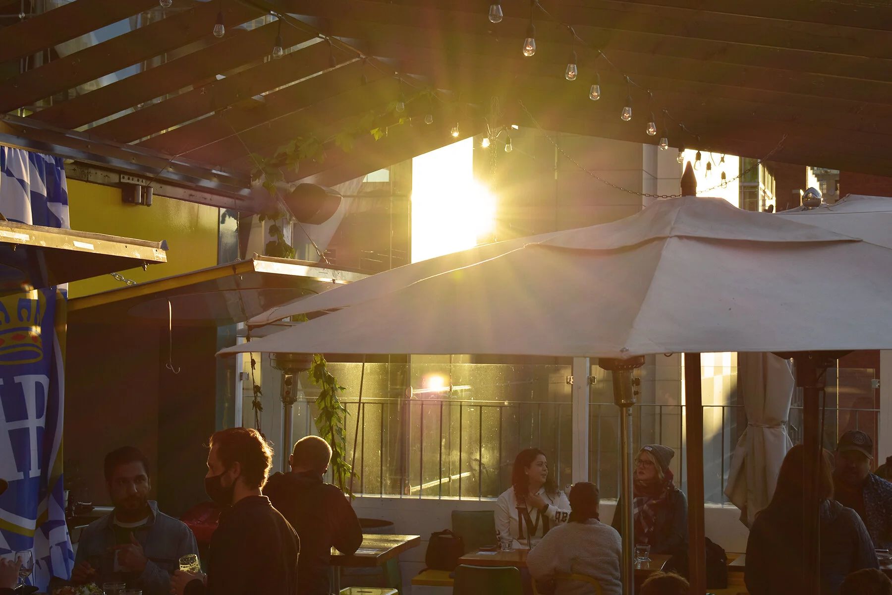 Bar Hop King West outdoor patio