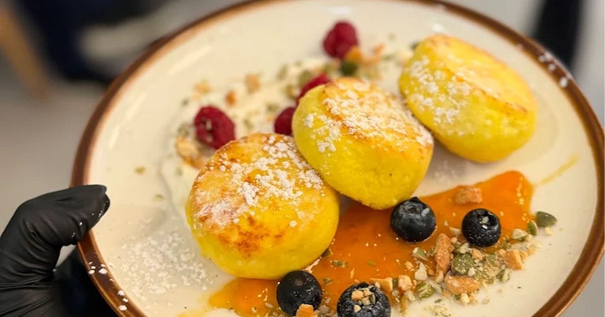 Mom's Recipes in Junction of Yorkville, Annex, and Rosedale