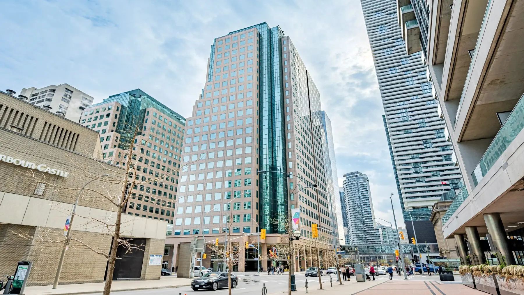 Workspace at The Rostie Group WaterPark Place on Bay Street