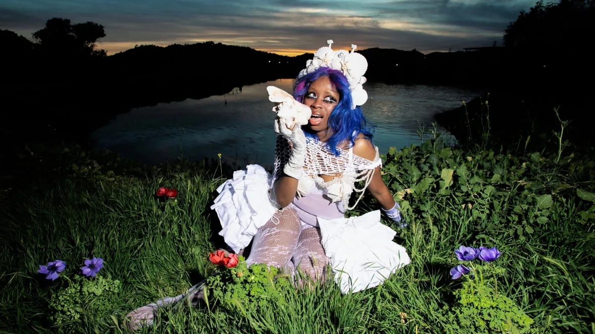 hemlocke springs -  the apple tree under the sea tour event