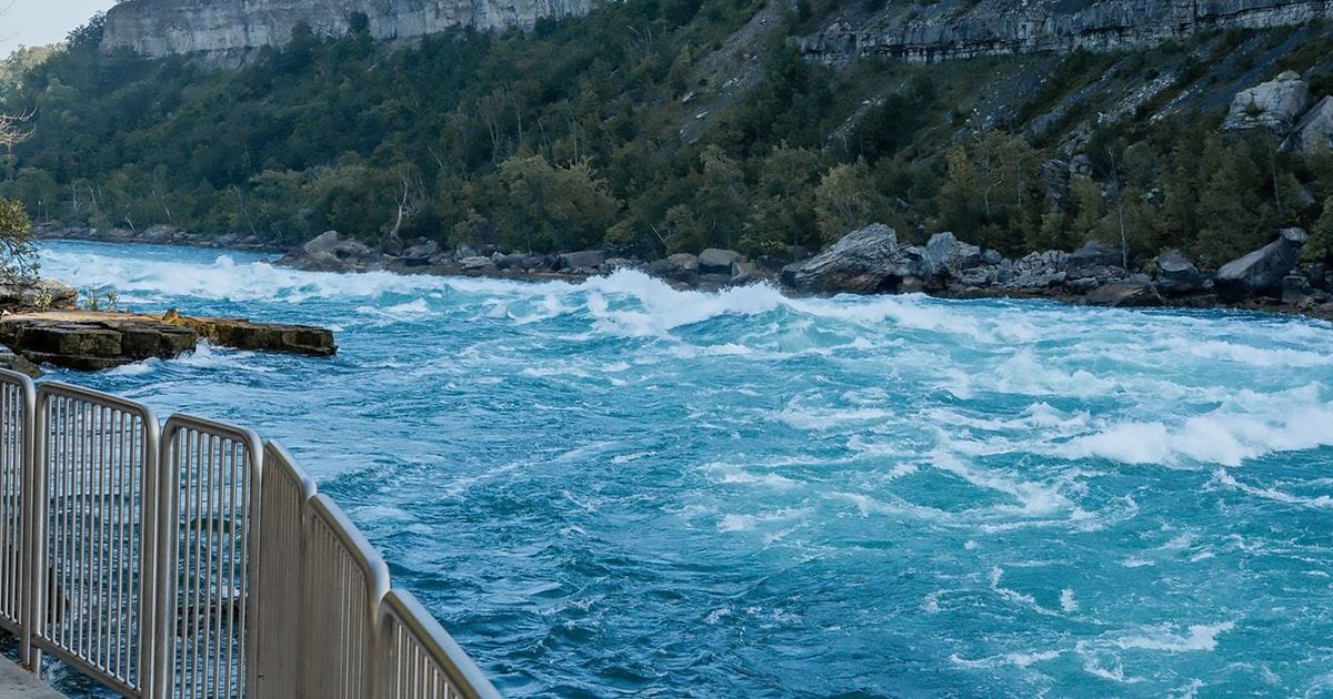 Niagara Falls opens new viewing platform for Class 6 rapids